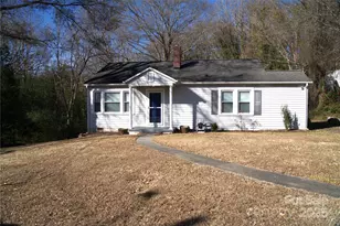 748 W 2nd St, Lincolnton, NC 28092 - Photo 1