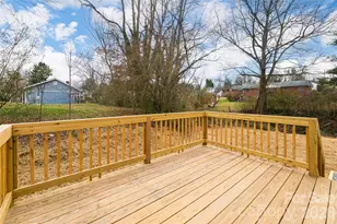 622 N Main St, Canton, NC 28716 - Photo 32