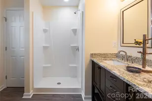 622 N Main St, Canton, NC 28716 - Photo 24