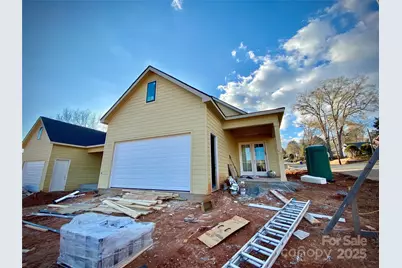 174 N Mitchell Street, Rutherfordton, NC 28139 - Photo 2