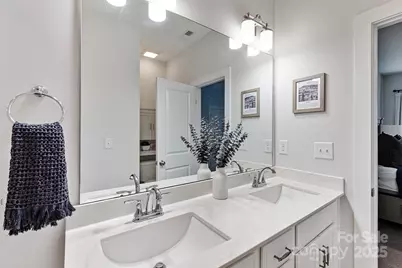 761 Seigle Point Drive, Charlotte, NC 28204 - Photo 12