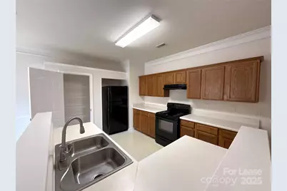 2807 Forest Grove Court, Charlotte, NC 28269 - Photo 4