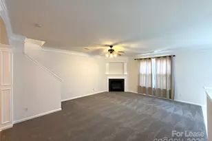 2807 Forest Grove Ct, Charlotte, NC 28269 - Photo 2