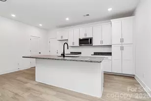 4431 Fair St, Charlotte, NC 28208 - Photo 8