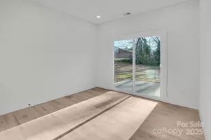 1010 E Lincoln St, Lincolnton, NC 28092 - Photo 12