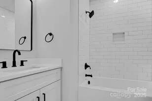 1010 E Lincoln St, Lincolnton, NC 28092 - Photo 20