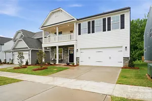 2793 Ashton Pk Ln, Monroe, NC 28110 - Photo 2