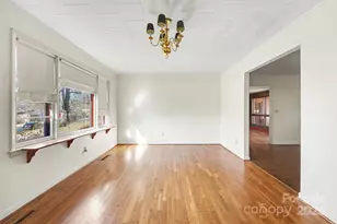 3442 Lester St, Conover, NC 28613 - Photo 8