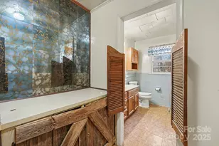 3442 Lester St, Conover, NC 28613 - Photo 16