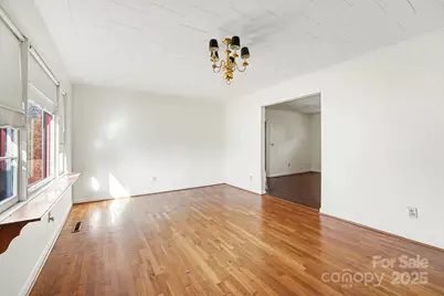 3442 Lester Street, Conover, NC 28613 - Photo 6