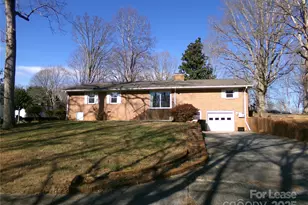 507 Valleyview Dr, Albemarle, NC 28001 - Photo 2