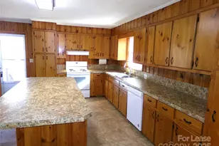 507 Valleyview Dr, Albemarle, NC 28001 - Photo 10