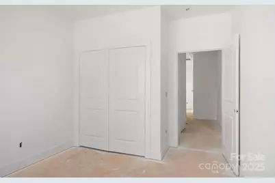 901 S Hoskins Road, Charlotte, NC 28216 - Photo 14