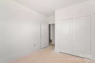 901 S Hoskins Rd, Charlotte, NC 28216 - Photo 12