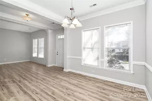 17731 N Shore Cir, Cornelius, NC 28031 - Photo 4