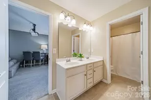 1817 Sapphire Meadow Dr, Fort Mill, SC 29715 - Photo 28