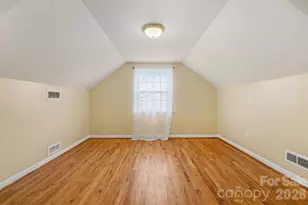 1215 Robinhood Cir, Charlotte, NC 28227 - Photo 22