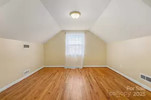 1215 Robinhood Cir, Charlotte, NC 28227 - Photo 22