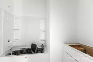 909 S Hoskins Rd, Charlotte, NC 28208 - Photo 12