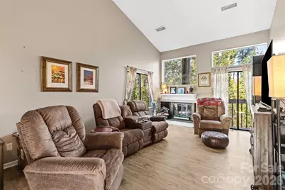 225 Riverview Terrace, Clover, SC 29710 - Photo 4