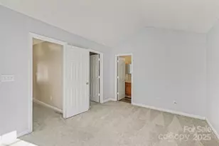 4557 Antelope Ln, Charlotte, NC 28269 - Photo 18