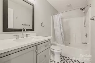 4557 Antelope Ln, Charlotte, NC 28269 - Photo 16