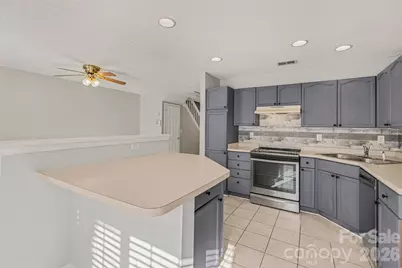 4557 Antelope Lane, Charlotte, NC 28269 - Photo 2