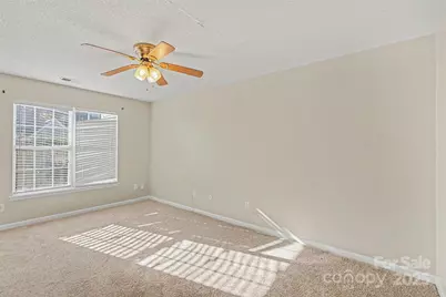 4557 Antelope Lane, Charlotte, NC 28269 - Photo 8