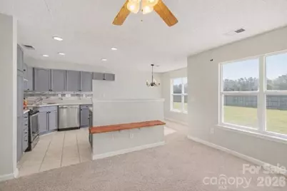 4557 Antelope Lane, Charlotte, NC 28269 - Photo 8