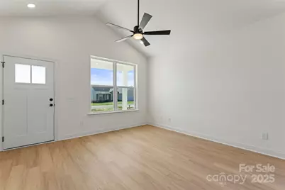 113 E Edinburgh Court, Statesville, NC 28625 - Photo 10