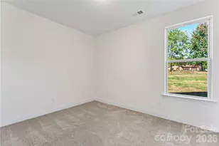 113 E Edinburgh Ct, Statesville, NC 28625 - Photo 22