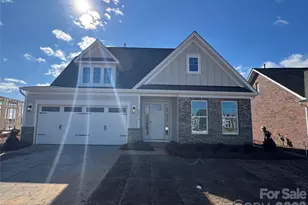 3073 Founding Fathers Dr, Gastonia, NC 28056 - Photo 4