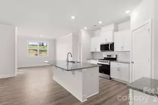 610 River Btm Rd, Fletcher, NC 28792 - Photo 4