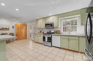 1037 N Country Clb Dr, Cullowhee, NC 28723 - Photo 10