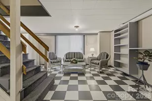 902 Meadowood Dr, Lenoir, NC 28645 - Photo 24