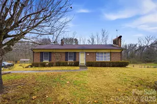 902 Meadowood Dr, Lenoir, NC 28645 - Photo 8