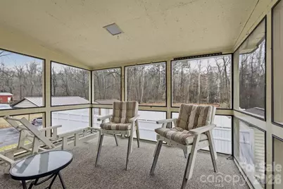 902 Meadowood Drive, Lenoir, NC 28645 - Photo 18