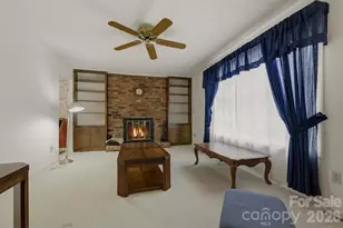 902 Meadowood Dr, Lenoir, NC 28645 - Photo 12