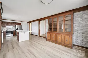 1035 Timberlane Dr, Lincolnton, NC 28092 - Photo 8