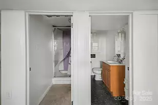 1035 Timberlane Dr, Lincolnton, NC 28092 - Photo 18