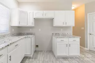 8610 Harmony Bridge Pl, Charlotte, NC 28216 - Photo 18