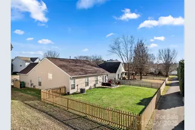 4962 Bentgrass Run Drive, Charlotte, NC 28269 - Photo 24