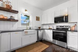 1590 S Center St, Hickory, NC 28602 - Photo 6