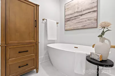 625 4th Street Drive NW, Hickory, NC 28601 - Photo 16