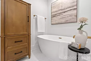 625 4th St Dr NW, Hickory, NC 28601 - Photo 16