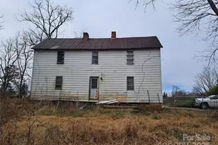 101 Knight Dr, Clyde, NC 28721 - Photo 1