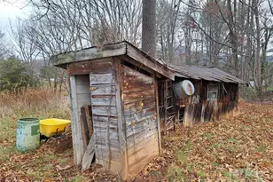 101 Knight Dr, Clyde, NC 28721 - Photo 6