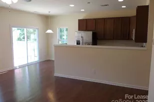 4602 Quinton Ln, Charlotte, NC 28269 - Photo 6