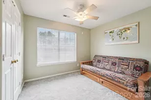 8426 Red Cypress Ct, Charlotte, NC 28216 - Photo 24