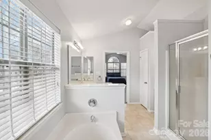 8426 Red Cypress Ct, Charlotte, NC 28216 - Photo 18